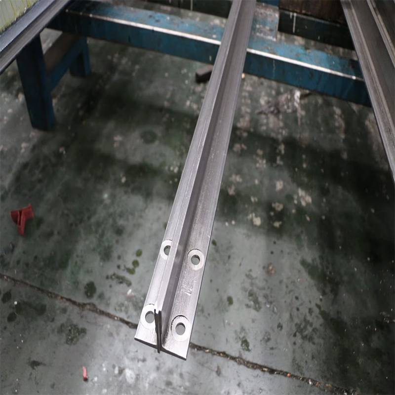 VTSP106 Elevator Dele & Tilbehør OEM Elevator Styreskinne NV Model Rustfrit stål med glat overflade 1 års garanti